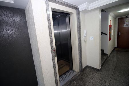Apartamento à venda com 115m², 3 quartos e 1 vagaÁrea comum - Elevadores