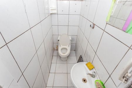 Banheiro Social de kitnet/studio para alugar com 1 quarto, 15m² em Vila Mariana, São Paulo