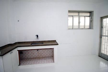 Apartamento para alugar com 76m², 2 quartos e 1 vagaCozinha