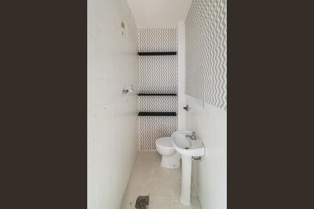 Apartamento para alugar com 76m², 2 quartos e 1 vaga Apartamento para alugar com 76m², 2 quartos e 1 vagaBanheiro de Serviço