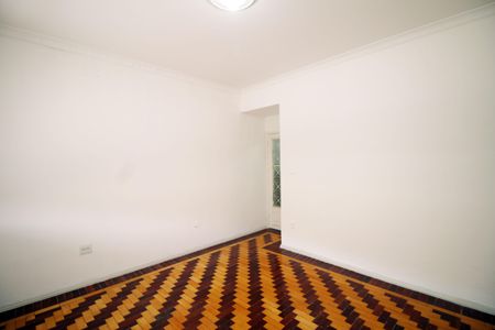 Apartamento para alugar com 76m², 2 quartos e 1 vagaSala