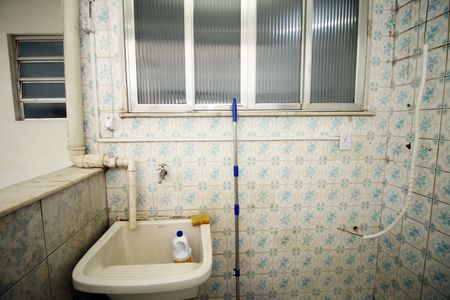 Apartamento para alugar com 76m², 2 quartos e 1 vagaÁrea de Serviço