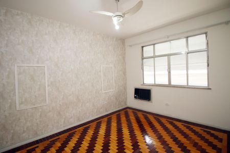Apartamento para alugar com 76m², 2 quartos e 1 vagaQuarto 1