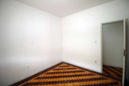 Apartamento para alugar com 76m², 2 quartos e 1 vagaQuarto 2