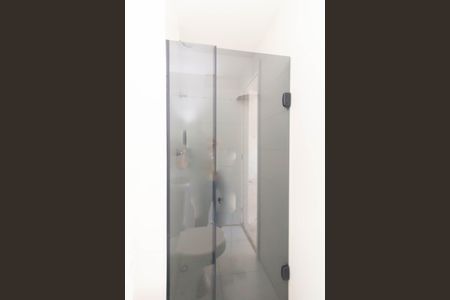 Apartamento à venda com 33m², 2 quartos e sem vaga Apartamento à venda com 33m², 2 quartos e sem vagaBanheiro