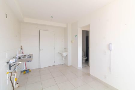 Apartamento à venda com 33m², 2 quartos e sem vaga Apartamento à venda com 33m², 2 quartos e sem vagaSala/Cozinha
