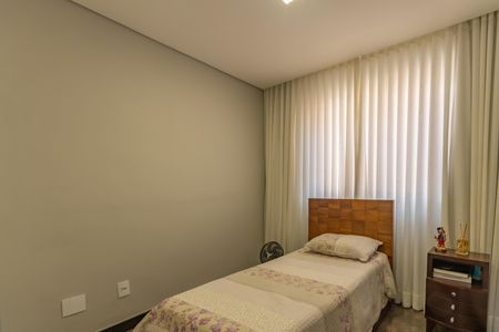 Quarto 1 de apartamento à venda com 3 quartos, 98m² em Castelo, Belo Horizonte
