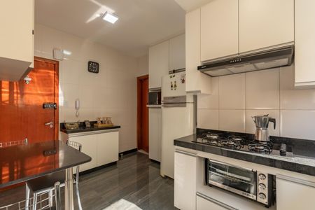 Apartamento à venda com 98m², 3 quartos e 2 vagasCozinha