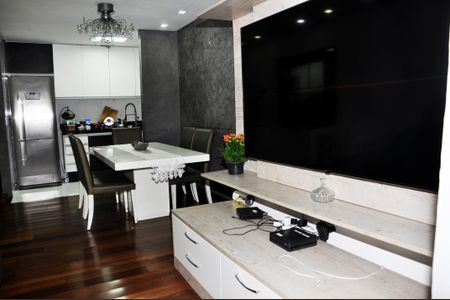 Apartamento à venda com 92m², 3 quartos e 1 vagaSala