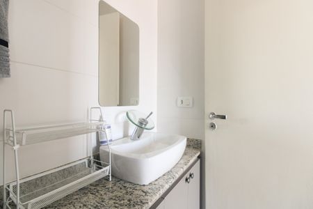 Casa de condomínio à venda com 110m², 3 quartos e 2 vagasBanheiro Suíte 2