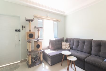 Casa de condomínio à venda com 110m², 3 quartos e 2 vagasSala