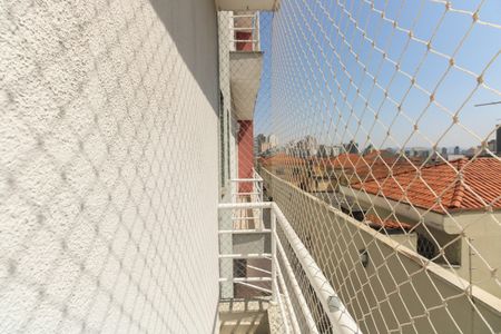 Casa de condomínio à venda com 110m², 3 quartos e 2 vagasSuíte 2 - Varanda