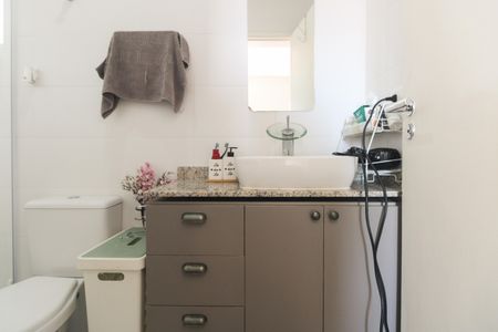 Casa de condomínio à venda com 110m², 3 quartos e 2 vagasBanheiro Suíte 3