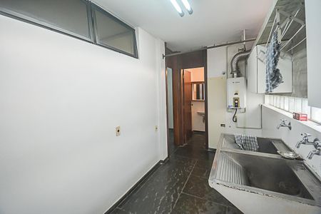 Apartamento à venda com 330m², 4 quartos e 3 vagasÁrea de Serviço