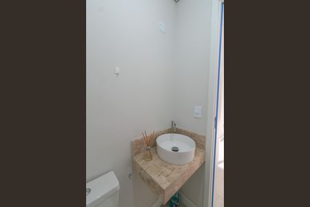 Banheiro de casa à venda com 3 quartos, 118m² em Santa Amelia, Belo Horizonte