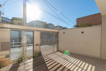 Área externa de casa à venda com 3 quartos, 118m² em Santa Amelia, Belo Horizonte