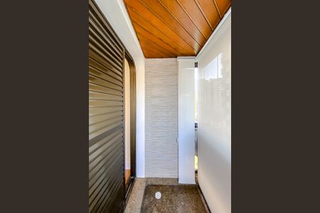 Apartamento à venda com 300m², 4 quartos e 4 vagasVaranda da Suíte 4