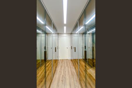 Apartamento à venda com 300m², 4 quartos e 4 vagasQuarto 4 - Suíte