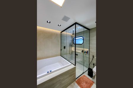 Apartamento à venda com 300m², 4 quartos e 4 vagasBanheiro da Suíte 4