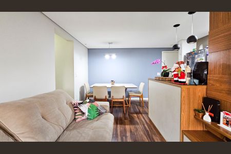 Sala de apartamento para alugar com 3 quartos, 75m² em Vila Castelo, São Paulo