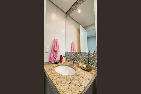 Apartamento à venda com 75m², 3 quartos e 1 vagaBanheiro 1