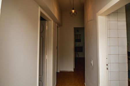 Casa para alugar com 95m², 2 quartos e 2 vagasCorredor
