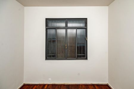 Casa para alugar com 95m², 2 quartos e 2 vagasQuarto 