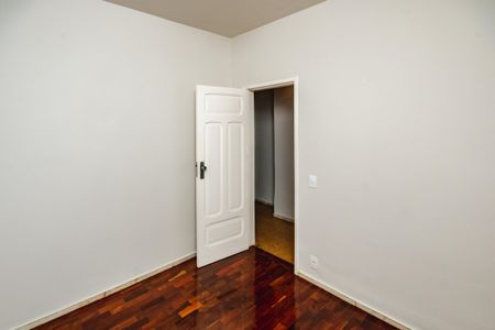 Casa para alugar com 95m², 2 quartos e 2 vagasQuarto