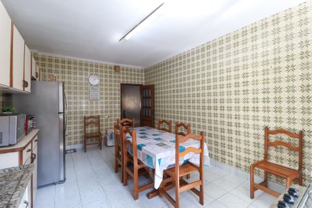 Casa à venda com 120m², 3 quartos e 1 vaga Casa à venda com 120m², 3 quartos e 1 vagaCozinha