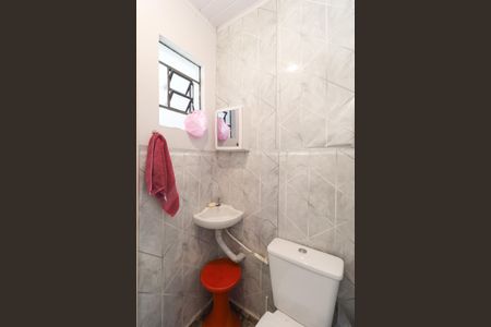 Casa à venda com 120m², 3 quartos e 1 vaga Casa à venda com 120m², 3 quartos e 1 vagaBanheiro de Serviço