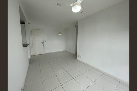 Sala de apartamento à venda com 2 quartos, 60m² em Recreio dos Bandeirantes, Rio de Janeiro