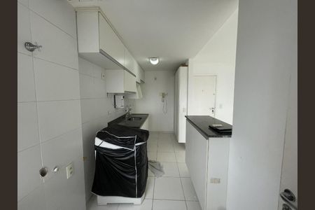 Apartamento à venda com 60m², 2 quartos e 2 vagas Apartamento à venda com 60m², 2 quartos e 2 vagasCozinha e Área de Serviço