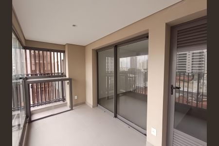 Apartamento para alugar com 66m², 2 quartos e 1 vaga Apartamento para alugar com 66m², 2 quartos e 1 vagaVaranda
