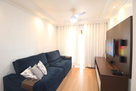 Apartamento à venda com 72m², 3 quartos e 2 vagasSala