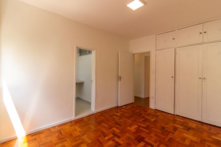 Apartamento à venda com 70m², 2 quartos e 1 vagaSuíte