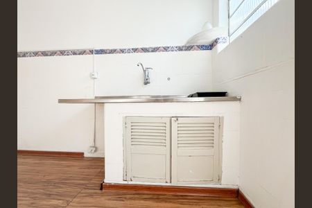 Apartamento para alugar com 100m², 2 quartos e sem vaga Apartamento para alugar com 100m², 2 quartos e sem vagaCozinha