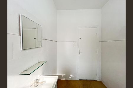 Apartamento para alugar com 100m², 2 quartos e sem vaga Apartamento para alugar com 100m², 2 quartos e sem vagaBanheiro