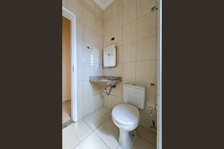 Casa para alugar com 230m², 4 quartos e 2 vagas Casa para alugar com 230m², 4 quartos e 2 vagasBanheiro da Suíte