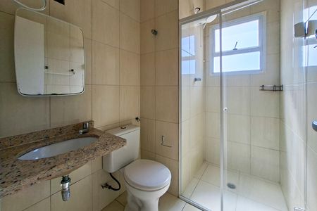 Casa para alugar com 230m², 4 quartos e 2 vagas Casa para alugar com 230m², 4 quartos e 2 vagasBanheiro da Suíte