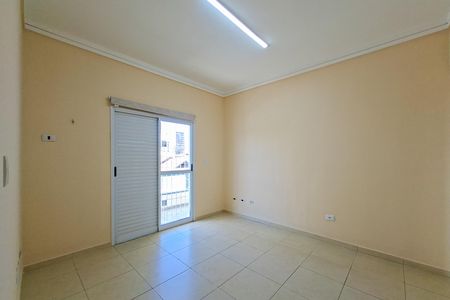 Casa para alugar com 230m², 4 quartos e 2 vagas Casa para alugar com 230m², 4 quartos e 2 vagasSuíte