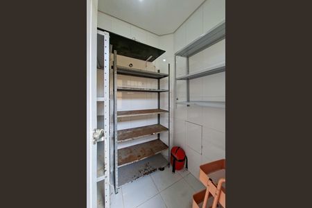 Casa para alugar com 230m², 4 quartos e 2 vagas Casa para alugar com 230m², 4 quartos e 2 vagasquarto de serviço