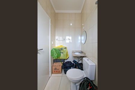 Casa para alugar com 230m², 4 quartos e 2 vagas Casa para alugar com 230m², 4 quartos e 2 vagasBanheiro da Suíte 2