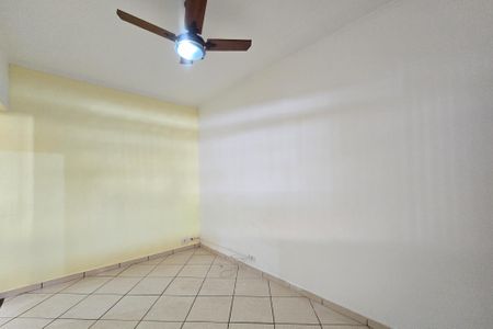 Casa à venda com 97m², 2 quartos e 1 vaga Casa à venda com 97m², 2 quartos e 1 vagaSala