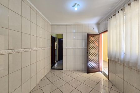 Casa à venda com 97m², 2 quartos e 1 vaga Casa à venda com 97m², 2 quartos e 1 vagaCopa