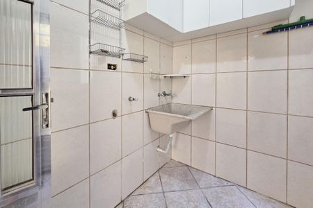Casa à venda com 97m², 2 quartos e 1 vaga Casa à venda com 97m², 2 quartos e 1 vagaÁrea de Serviço