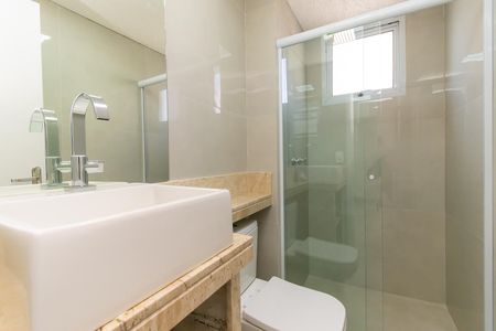 Apartamento à venda com 54m², 2 quartos e 1 vaga Apartamento à venda com 54m², 2 quartos e 1 vagaBanheiro 2