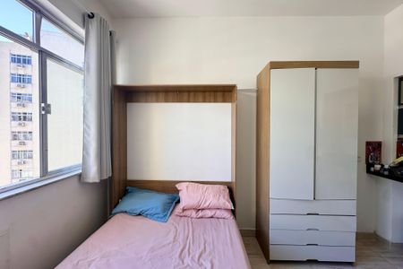 Apartamento à venda com 27m², 1 quarto e sem vaga Apartamento à venda com 27m², 1 quarto e sem vagaSala/Quarto