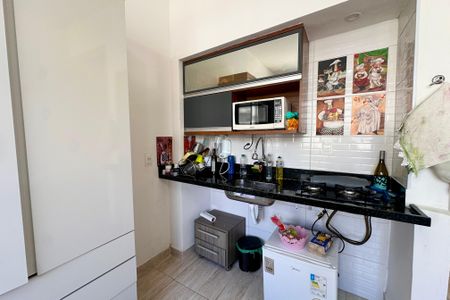 Apartamento à venda com 27m², 1 quarto e sem vaga Apartamento à venda com 27m², 1 quarto e sem vagaCozinha