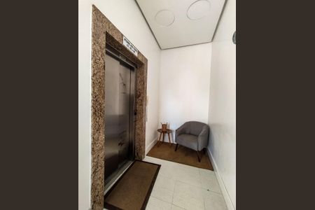 Apartamento à venda com 55m², 2 quartos e 1 vaga Apartamento à venda com 55m², 2 quartos e 1 vagaHall de entrada