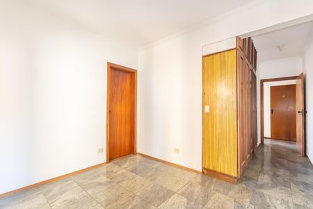 Apartamento à venda com 225m², 4 quartos e 2 vagasSuíte 1
